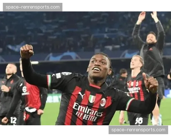 快讯：莱奥突破造点，吉鲁主罚命中助米兰扩大领先优势